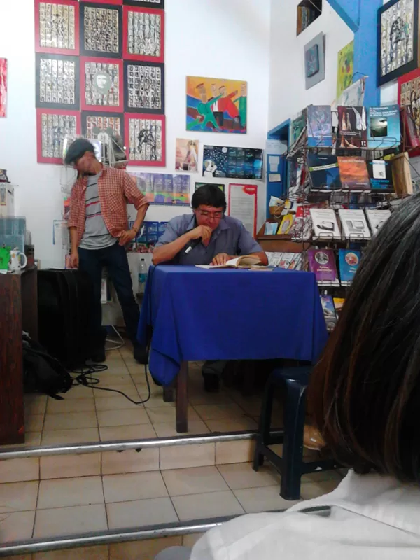 Poeta José Gregorio González Márquez. Recital Librería Ifigenia, Mérida. Dic-2018
